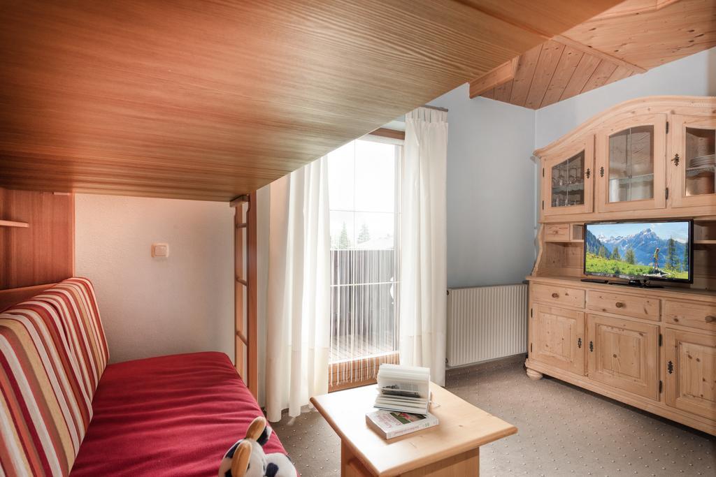 Gaestehaus Gratz - Inklusive Eintritt In Die Alpentherme Dorfgastein Kamer foto