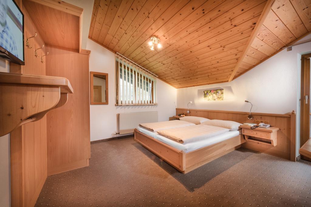Gaestehaus Gratz - Inklusive Eintritt In Die Alpentherme Dorfgastein Buitenkant foto