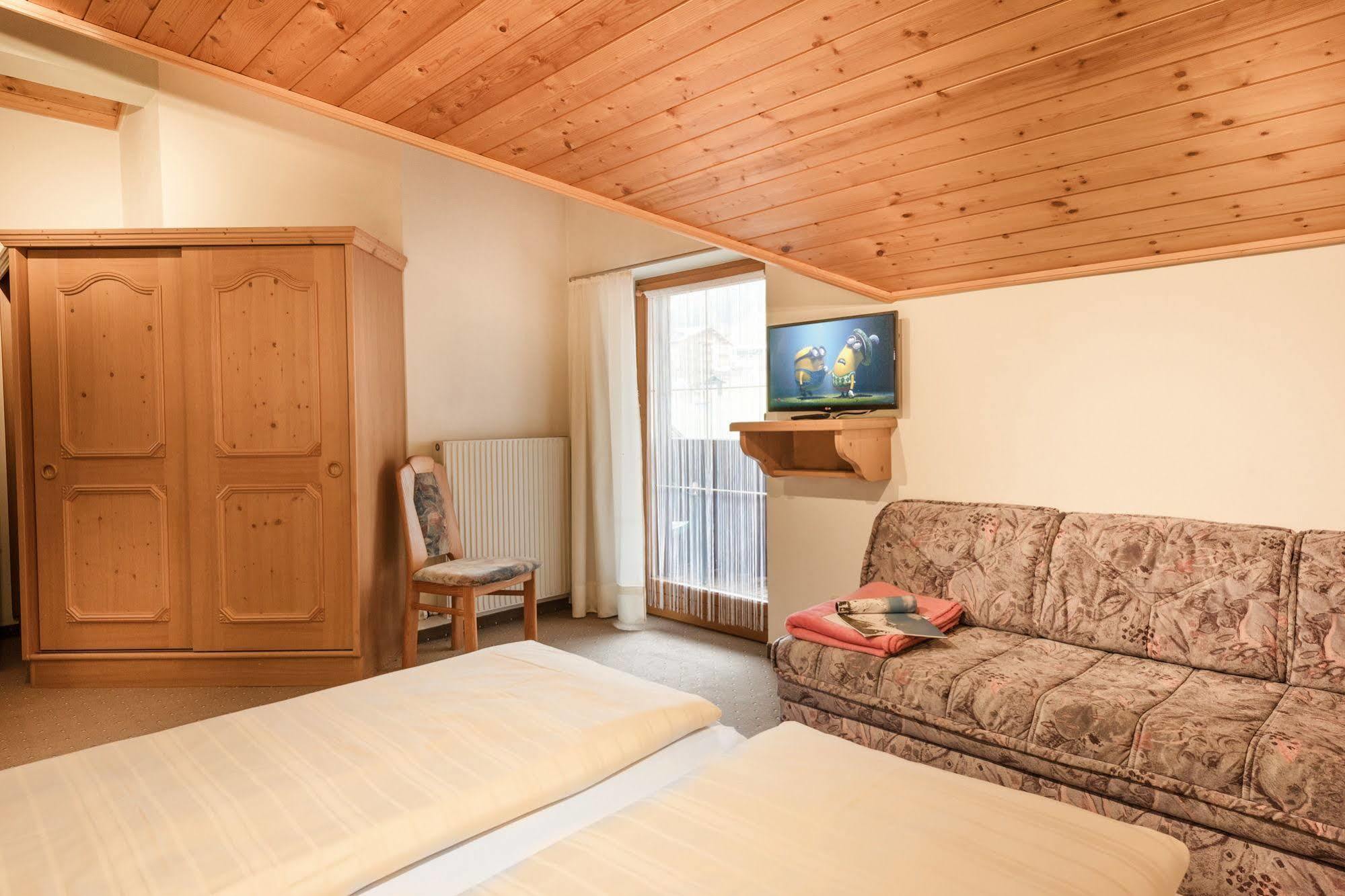 Gaestehaus Gratz - Inklusive Eintritt In Die Alpentherme Dorfgastein Buitenkant foto