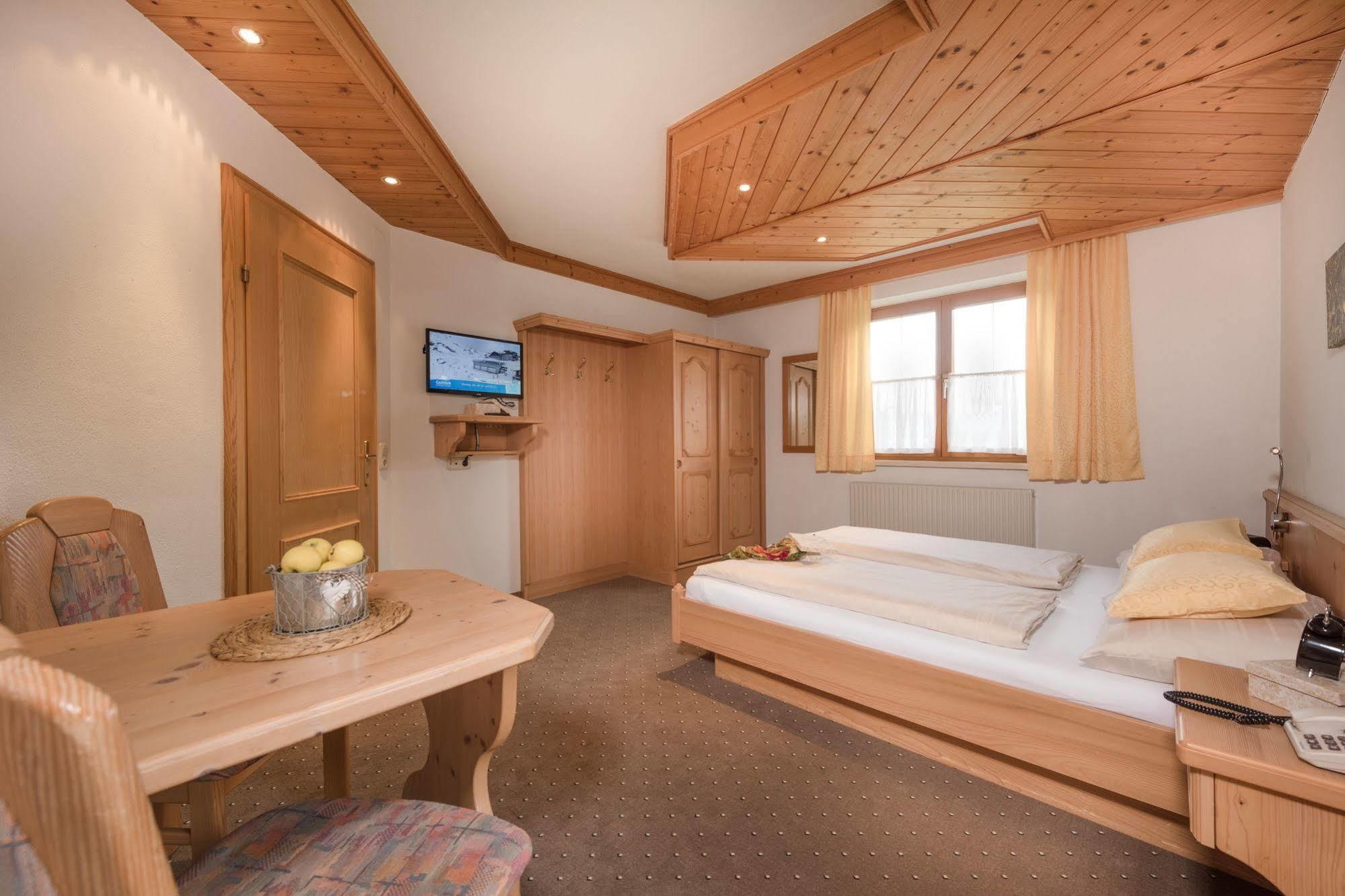 Gaestehaus Gratz - Inklusive Eintritt In Die Alpentherme Dorfgastein Buitenkant foto
